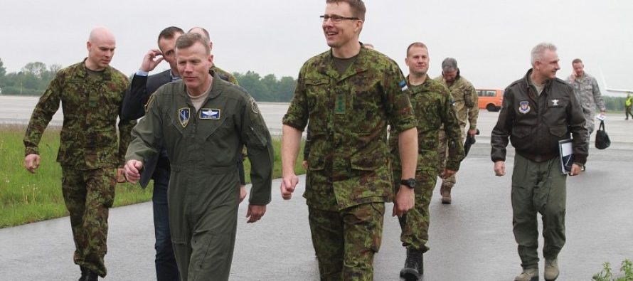 NATO õhuväejuhatuse ülem kindral Tod D. Wolters külastas Ämari lennubaasi