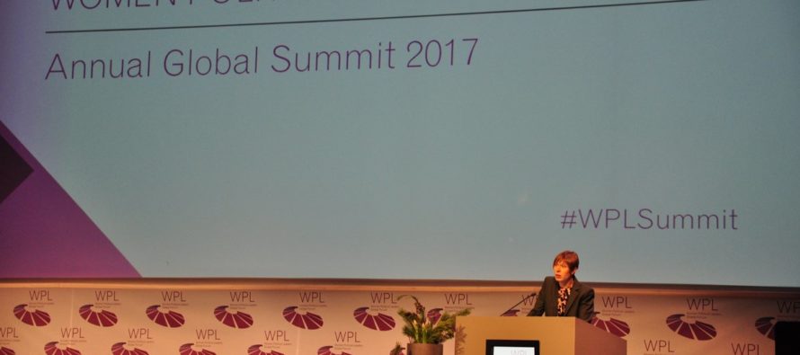 Naisteühenduse liikmed osalevad Islandil maailma naisjuhtide tippkohtumisel