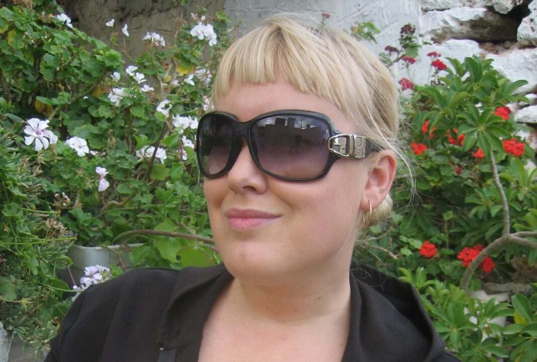 Helena-Reet Ennet metropolile