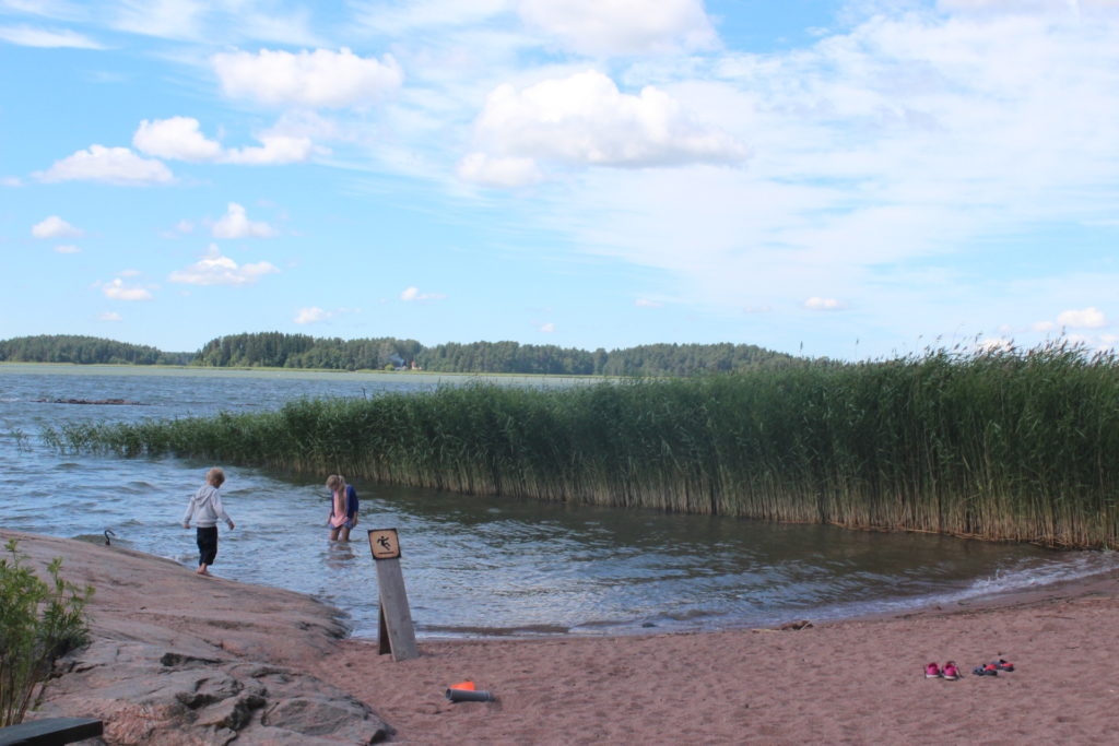 Väski, Finland