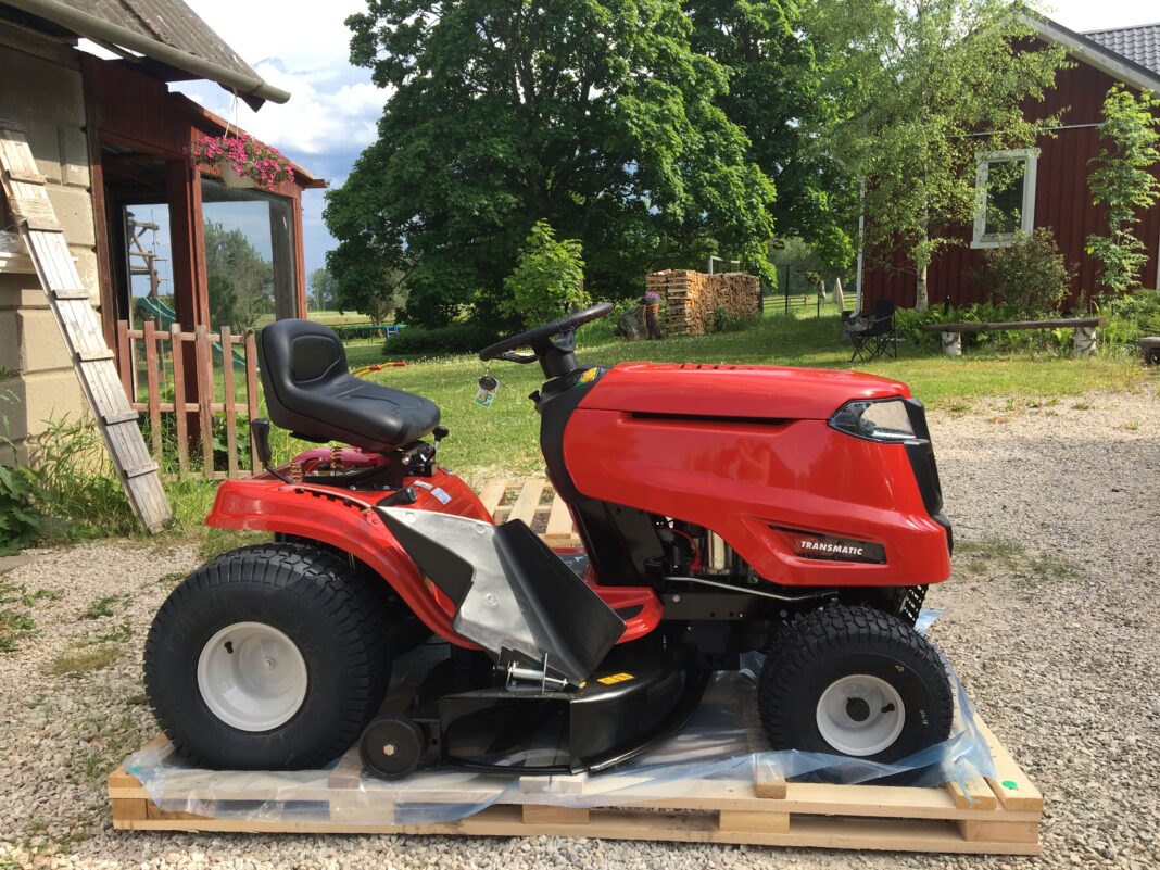 murutraktor, uus, bauhof, tellimus, aiandus, suur aed