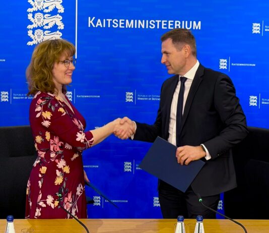 Eesti: Reservväelaste toetuseks sõlmiti Kaitseministeeriumi ja EVEA vahel hea tahte kokkulepe Hea tahte kokkulepe Kaitseministeeriumi ja EVEA vahel