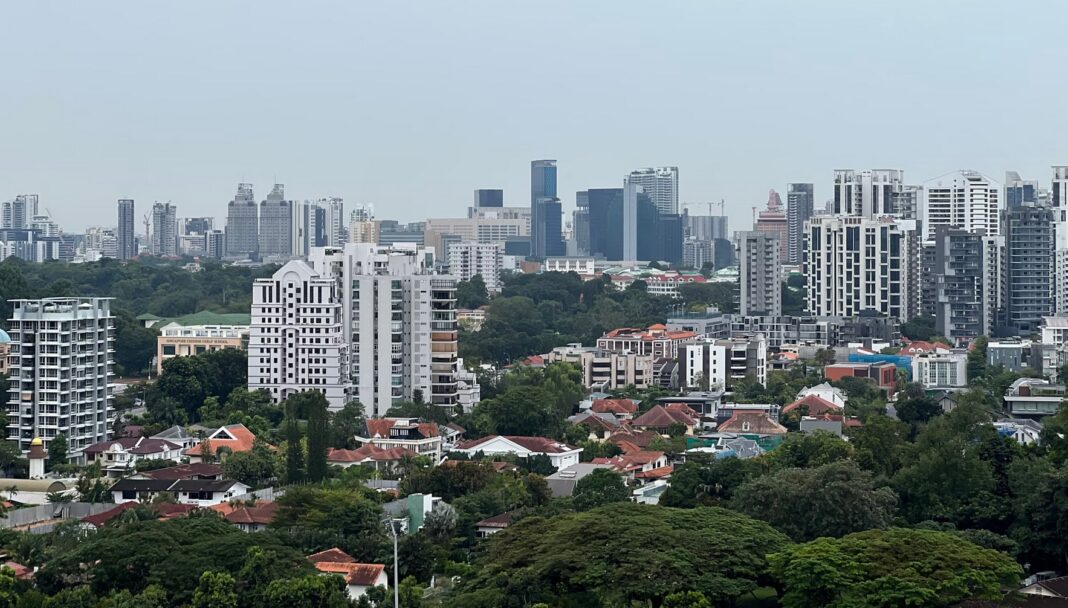 Tänapäeval elab umbes 80% Singapuri elanikest HDB korterites