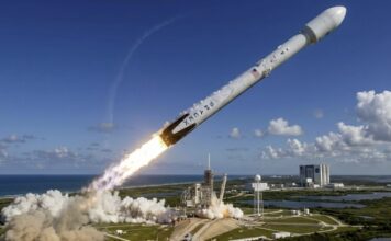 SpaceX positsioneerib end IPO eel tehisintellekti hiiuna SpaceX positsioneerib end IPO eel tehisintellekti hiiuna