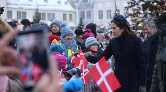 Taani kuningas Frederik X ja kuninganna Mary saabusid Eestisse riigivisiidile Eesti president Alar Karise kutsel on Eestis riigivisiidil Taani kuningas Frederik X ja kuninganna Mary