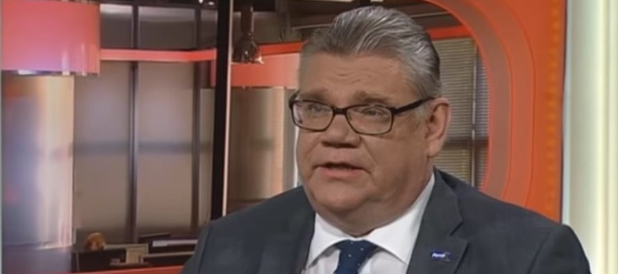 Soome välisminister Timo Soini: Soome keeldub uuest pagulaste jaotuskavast