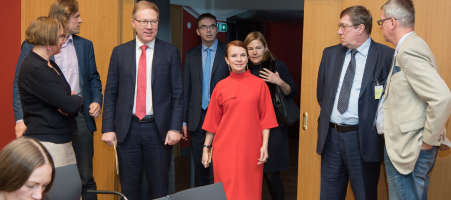 Väliskomisjon peab arengukoostööd eduka välispoliitika lahutamatuks osaks