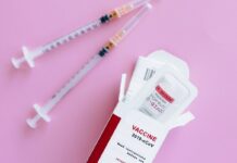 Eesti: COVID-19 läbipõdenud saavad tõhustusdoosi teha viis kuud pärast viimast vaktsiinidoosi või läbipõdemist