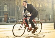 KAS tead, kus ja kuidas tohib jalgrattaga sõita? Siin olulised Soome politsei nõuanded