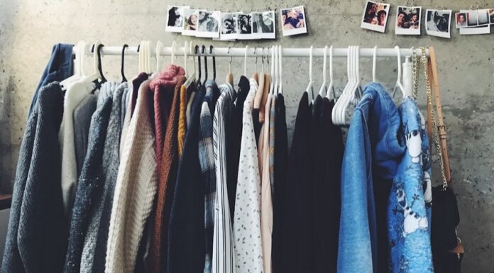 Soome leht soovitab: kui leiate need oma kapist, müüge need kohe kirbuturul maha Kirbuturg ehk kirpputori on soomlaste seas populaarne