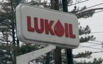 Soomes boikoteeritakse Lukoili tütarfirmat, turule peaks tulema uus tegija, kes tanklad üle võtaks