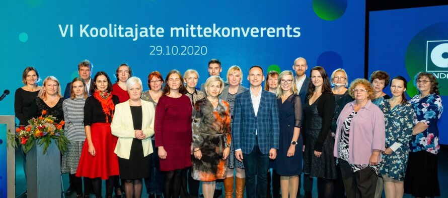 Eesti: VI koolitajate mittekonverentsil „Hübriidkoolitus“ tunnustati silmapaistvaid koolitajaid