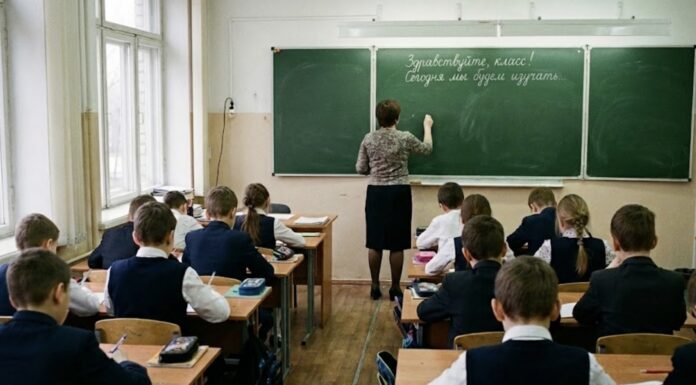 Umbkeelsed vene koolid Eestis - õpilased ei oska eesti keelt