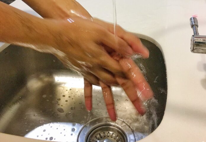 wash hands unsplash