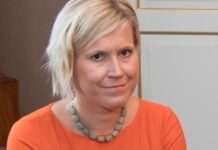 Põhiseaduskomisjon: hoolekandeasutuste elanikke tuleb kohelda kodus elavate eakatega võrdselt